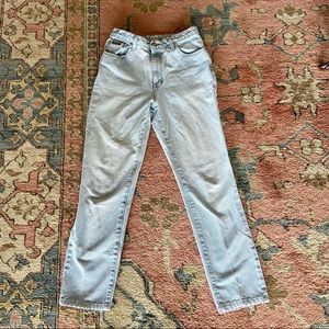 Calvin Klein Highwaisted 90’s Light wash Jeans